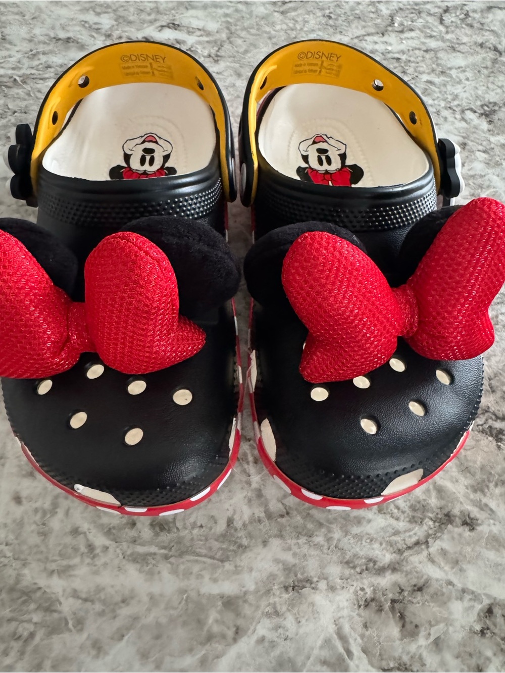 CROCS x Disney Minnie Mouse Black & Red Kids Clogs with Bow Accents